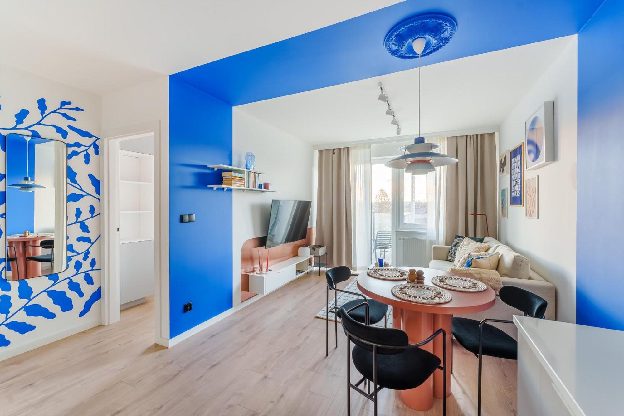 Apartment Blue Marine